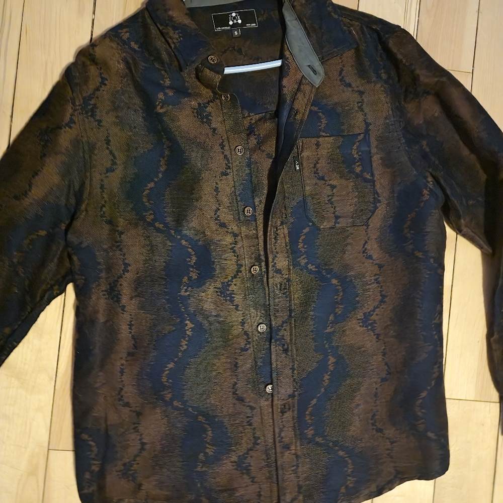 Men's small button up